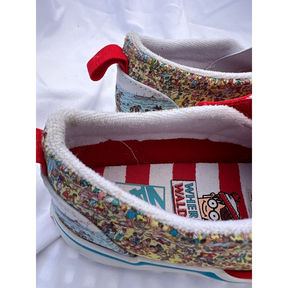 Vans x Where's Waldo Toddler Slip-On V Beach Sneakers Multi Red Size 10.0 - Picture 3 of 7
